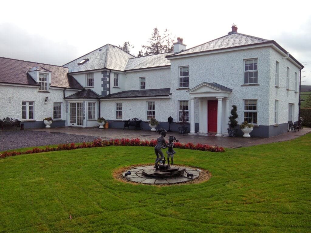 A picture of the Glasha farmhoue