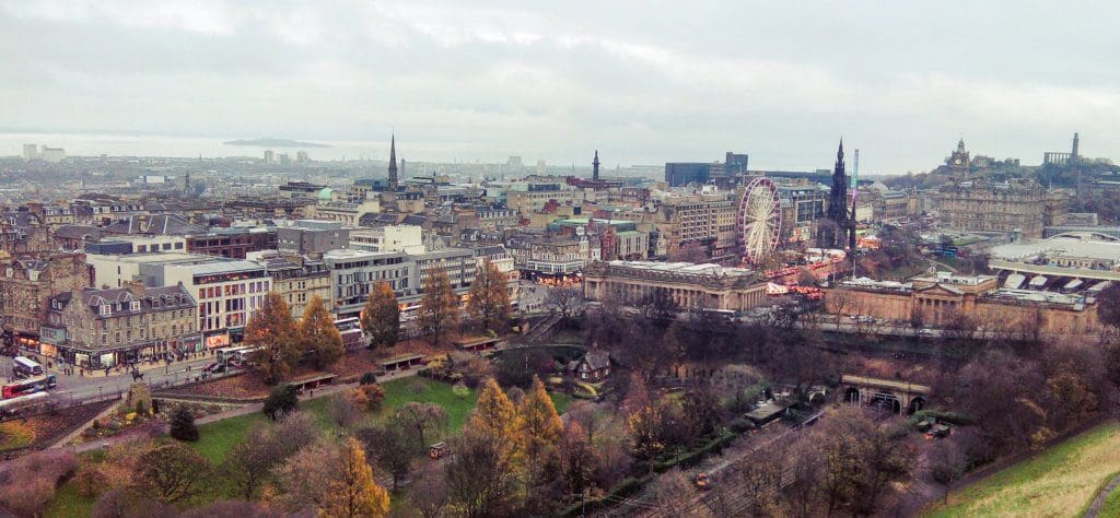 an image of edinburgh city center
